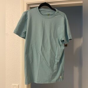 Medium baby blue vuori men's top